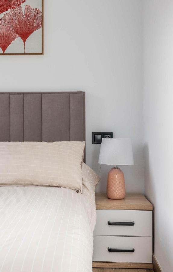 Nervion Suites 1 - Vacacional Sevilla المظهر الخارجي الصورة