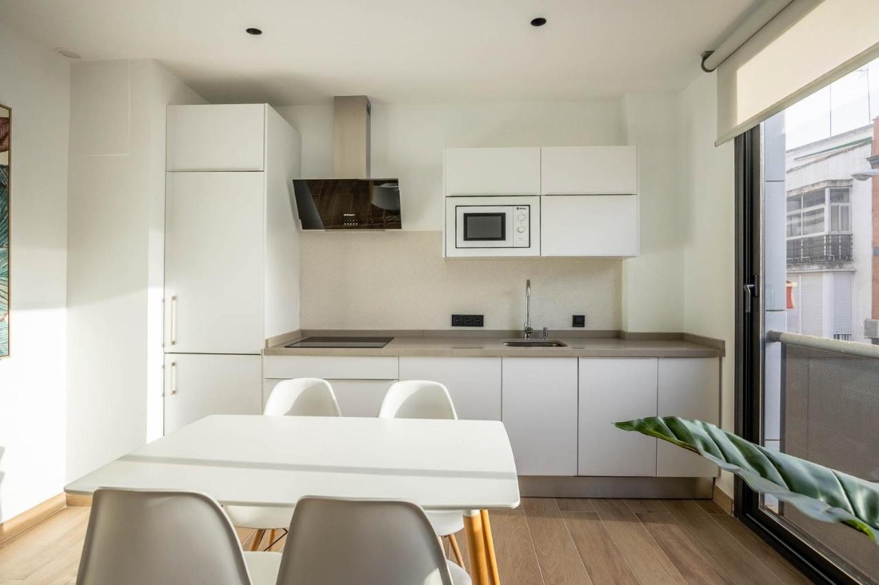Nervion Suites 1 - Vacacional Sevilla المظهر الخارجي الصورة