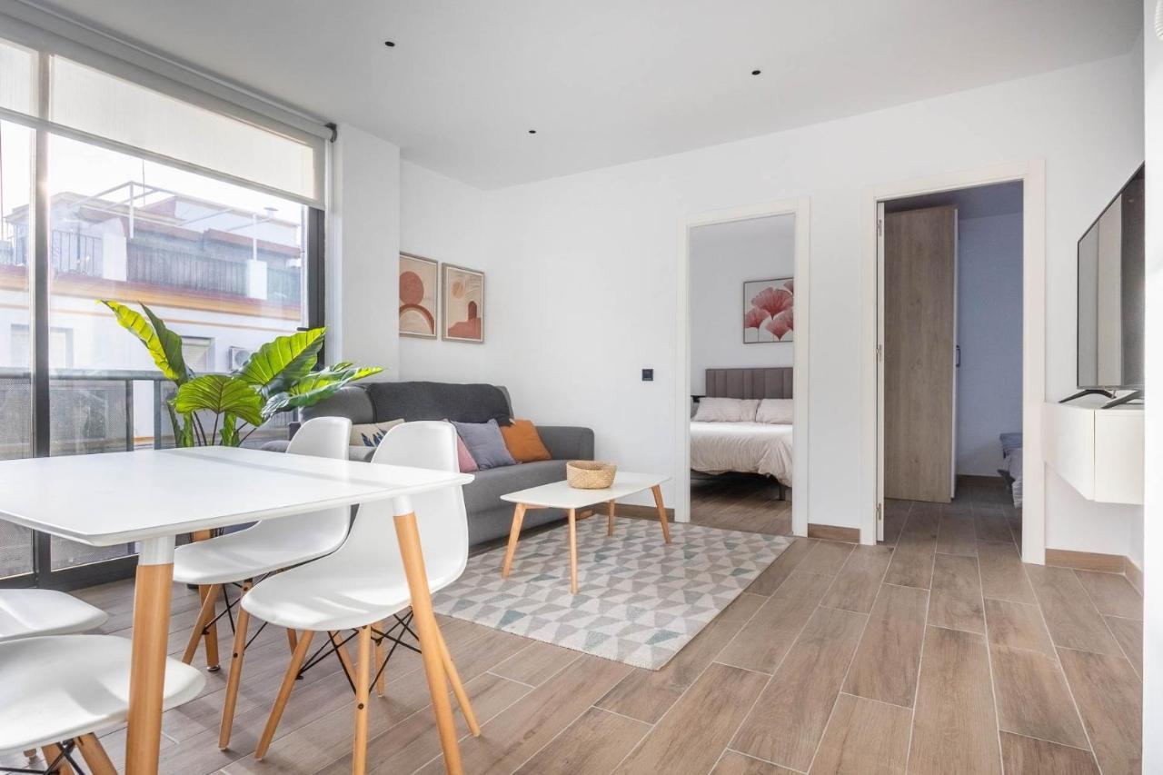 Nervion Suites 1 - Vacacional Sevilla المظهر الخارجي الصورة