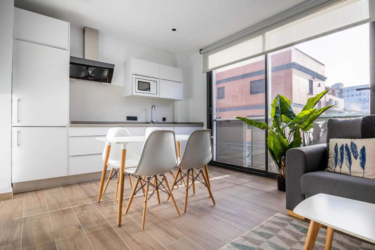 Nervion Suites 1 - Vacacional Sevilla المظهر الخارجي الصورة
